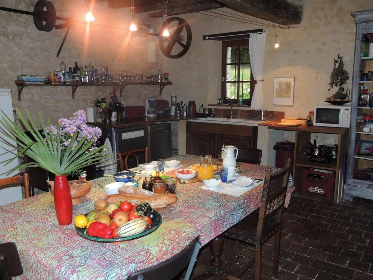 La Maison Des Aubees Rémalard Exterior foto